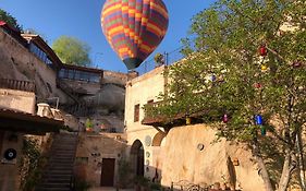 Grand Cave Suites
